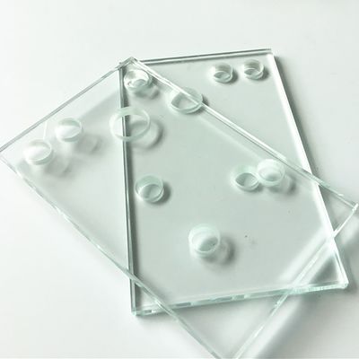 Glaslaserbohrmaschine mit einer Mindestöffnung von 0,3 mm