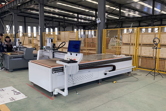 5-Achsen-Verknüpfung 100W Faserlaser-Etschermaschine für Edelstahlplatte